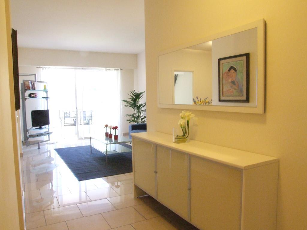 Appartement Au Chateau Vallaya 芒通 外观 照片