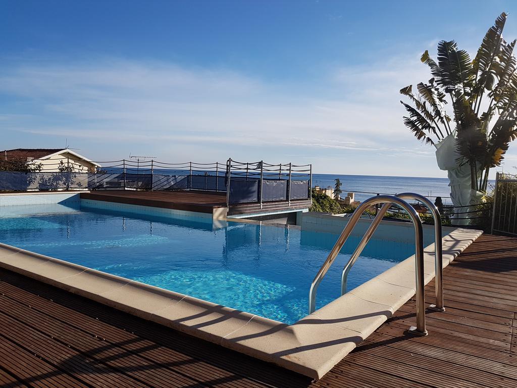 Appartement Au Chateau Vallaya 芒通 外观 照片
